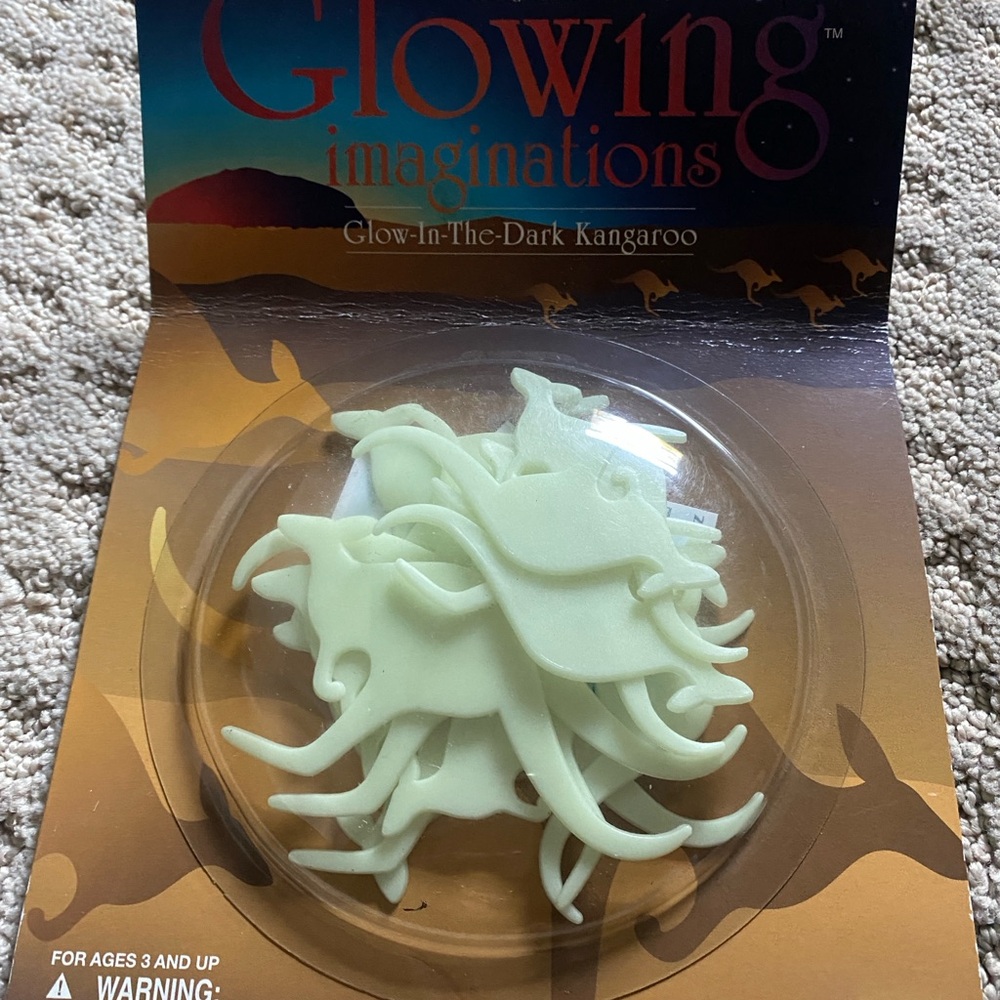 Set, Glow-in-the-Dark Kangaroo Room Decor 4M